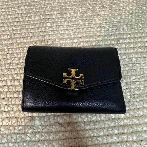Tory Burch Bags Tory Burch Trifold Leather Wallet With Golden Logo